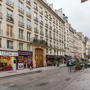 Hsh Saint-sauveur Luxury 8p-3br Apartment Paris